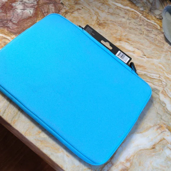 HOST PICK!🎉 PATHIKA Laptop Tablet Sleeve Holder Bag - Picture 4 of 4